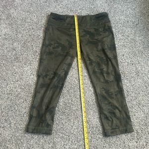 Lululemon leggings camouflage